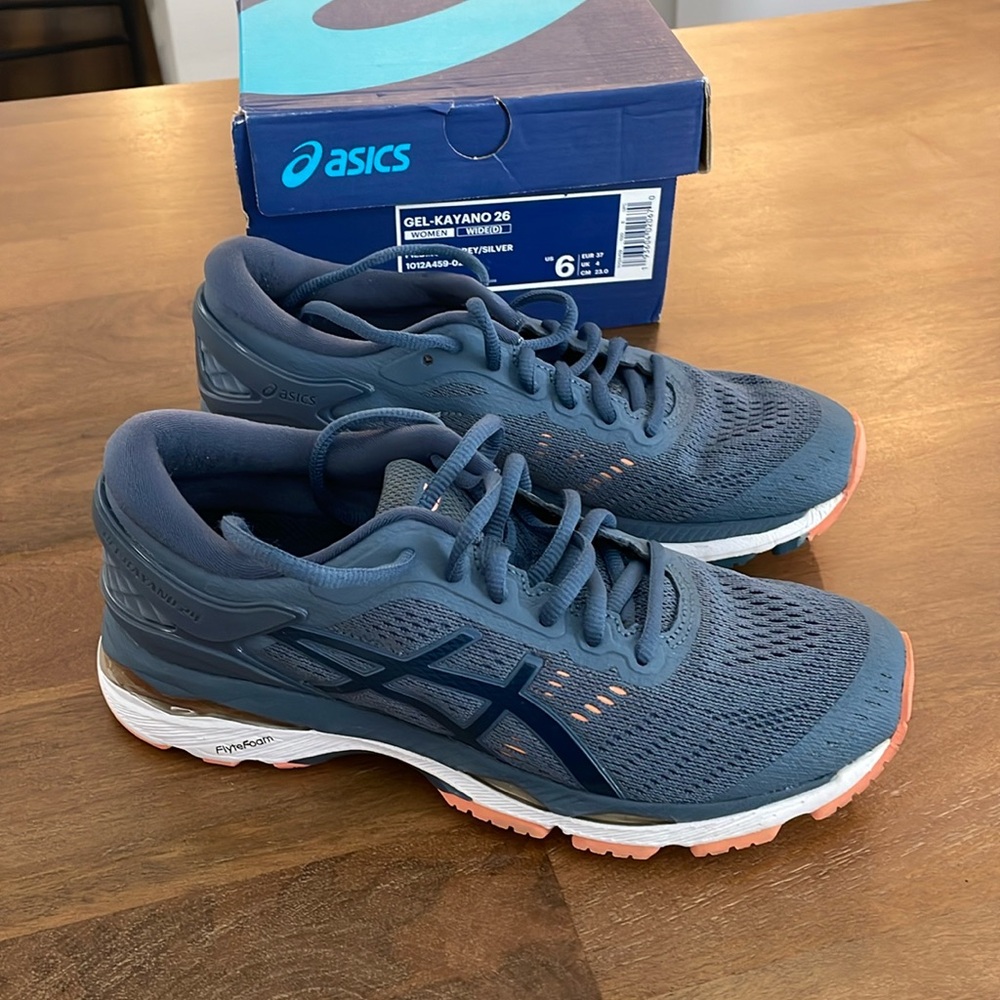 ASICS gel Kayano 26 women’s sneakers
Piedmont grey/silver